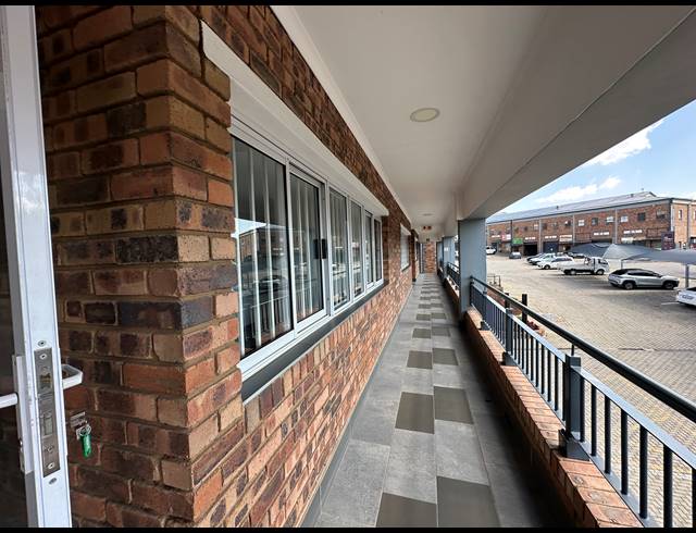 91M² OFFICE TO LET IN HIGHVELD
